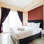 Bright And Stylish 1Br The Oasis Apartment Cikarang By Travelio